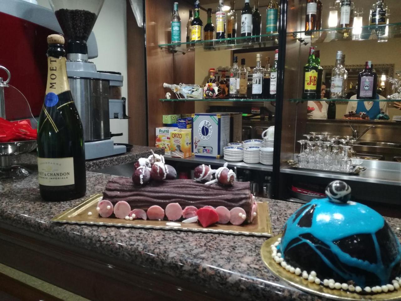 Hotel Pompei Fiuggi Εξωτερικό φωτογραφία